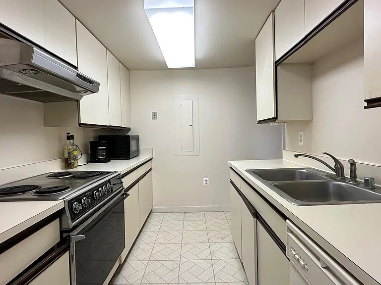 1530 Key Blvd #832 — Photo 11