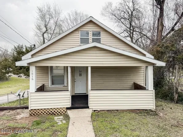 1016 Jefferson St, Jefferson City, MO 65101