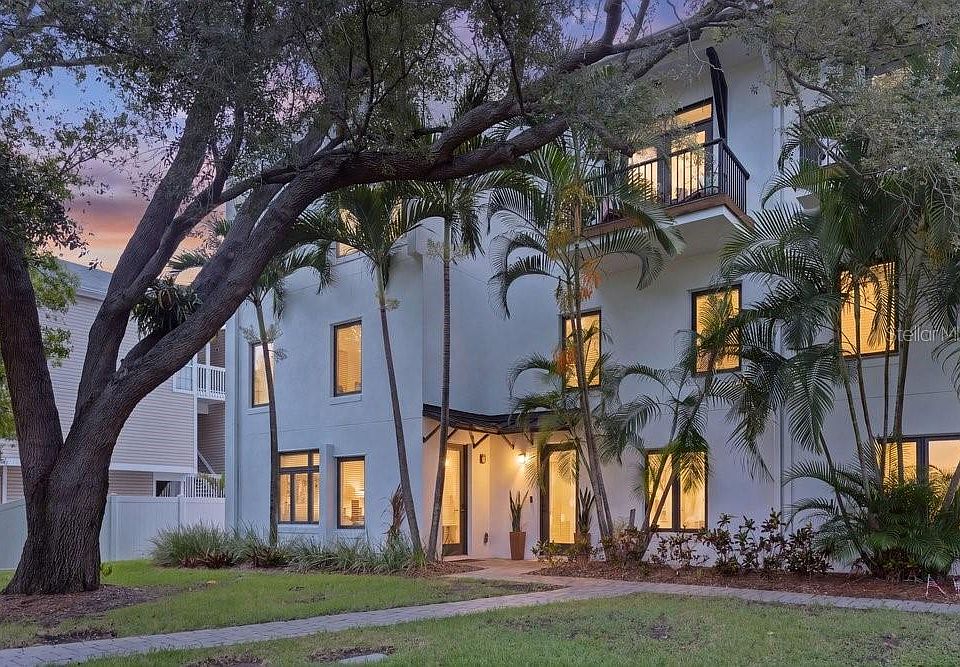 1st image of 514 S GLEN AVENUE