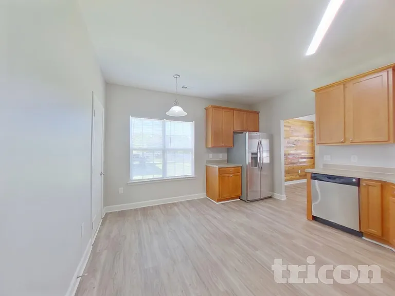 8326 Knapp Ct — Photo 5