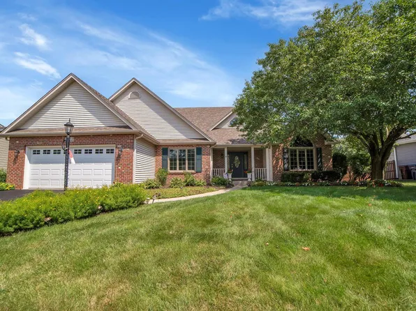 3912 Falcon Dr, Naperville, IL 60564