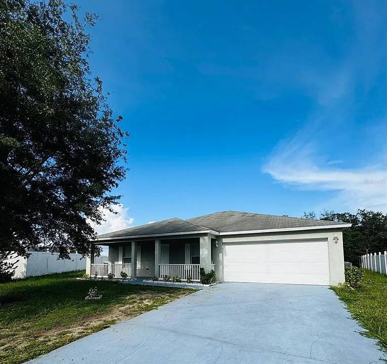 209 Kingfish Way