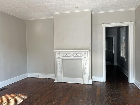 2nd image of 305 S Kent St #305