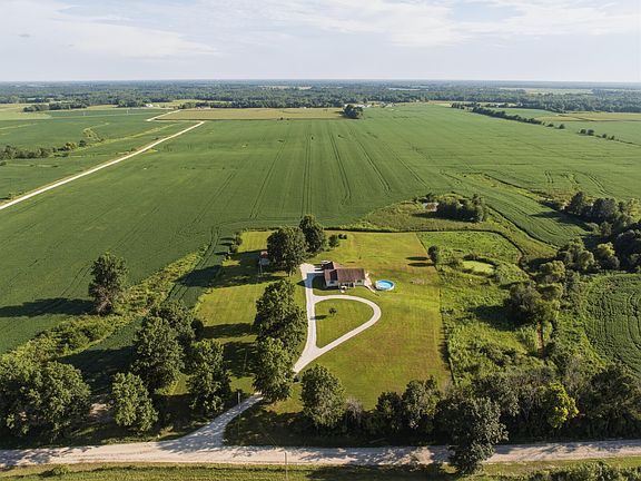 2nd image of 1790 County Road 1815