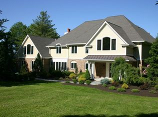 4 Lisa Ln, Hampton, NJ 08827