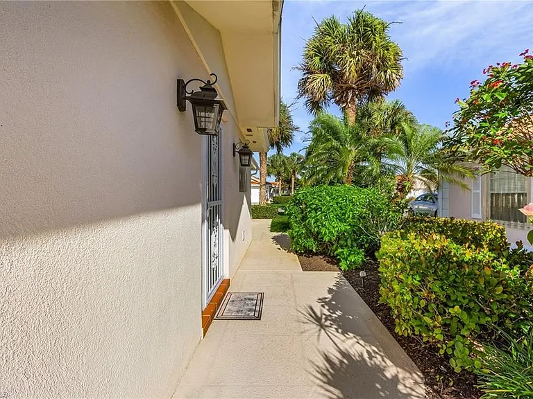 4147 Los Altos Ct — Photo 20