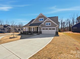 5026 McLaughlin Dr, Waxhaw, NC 28173