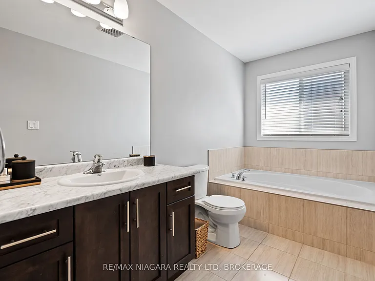 7 Riley Ave — Photo 21