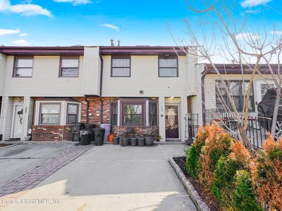 165 Russek Dr, Staten Island, NY, 10312