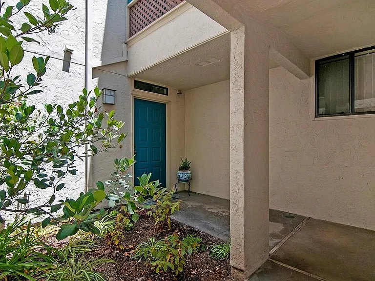 2224 River Run Dr #141 — Photo 2