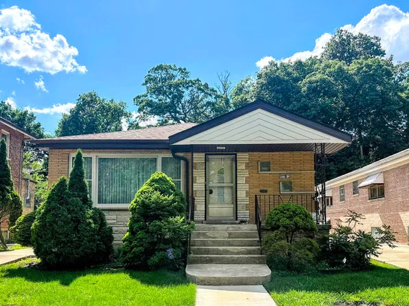 10912 S Longwood Dr, Chicago, IL 60643