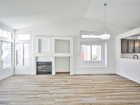 2nd image of 3323 Outlook Point St