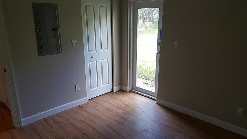 2nd image of 111 Prospect Rd #1
