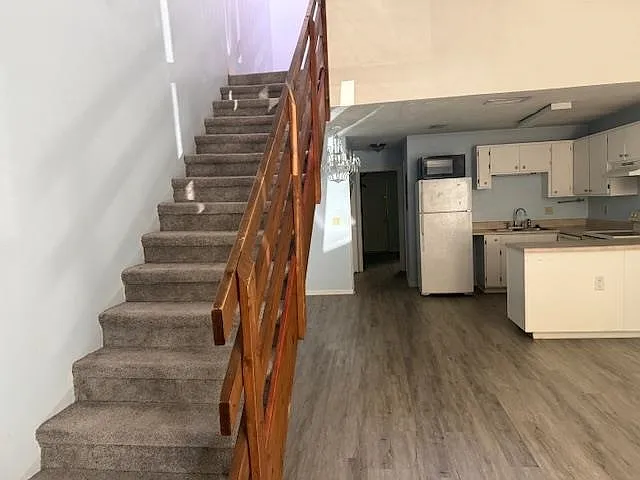 2100 Continental Ave #16 — Photo 3