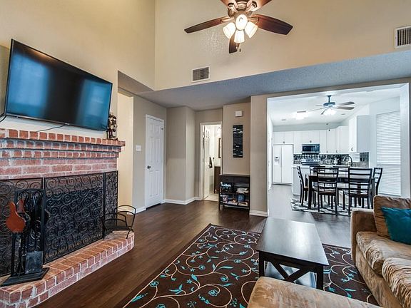 4th image of 3104 Black Walnut Dr