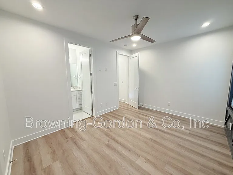 805 Cherokee Ave #4 — Photo 11