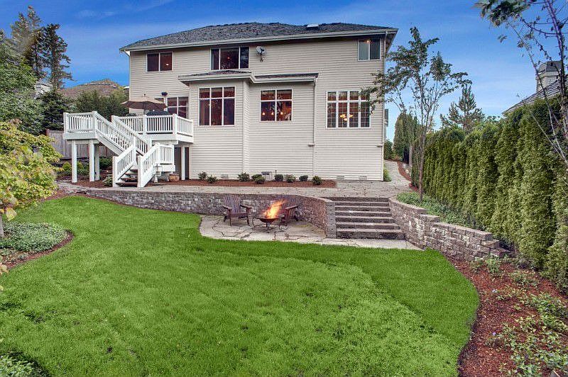 Private Backyard backs to Greenbelt