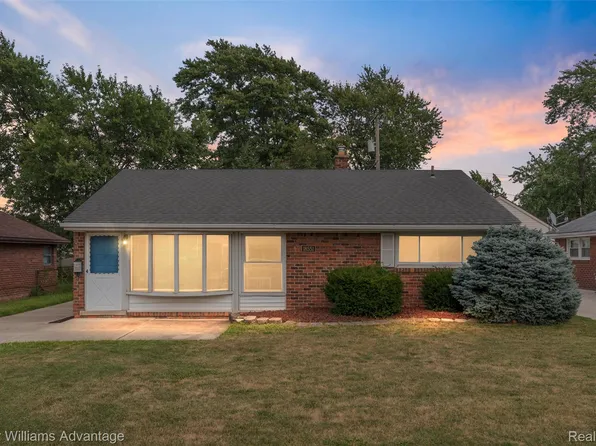 18551 Hamann St, Riverview, MI 48193