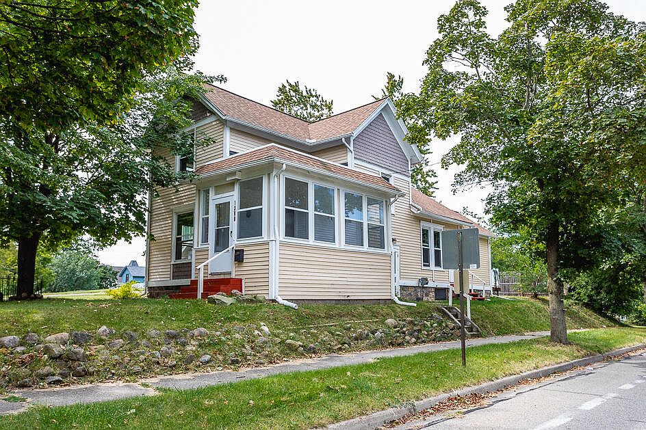 1st image of 1300 Greenwood Ave