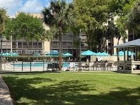 2812 N 46th Ave APT G370, Hollywood, FL 33021