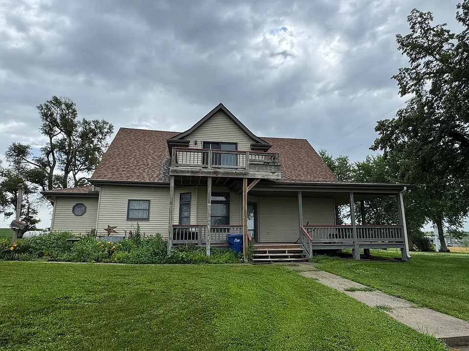 16502 Fairview Rd