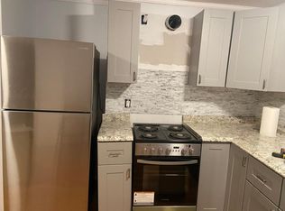 201 E Hawthorne Ave, Valley Stream, NY 11580