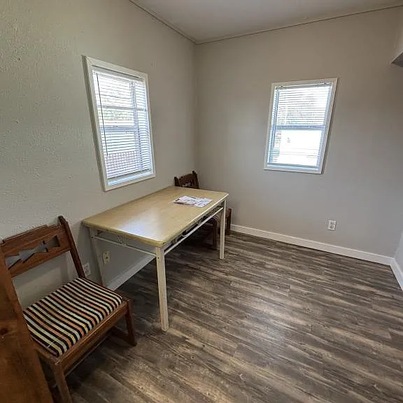 339 S Whitney St — Photo 13
