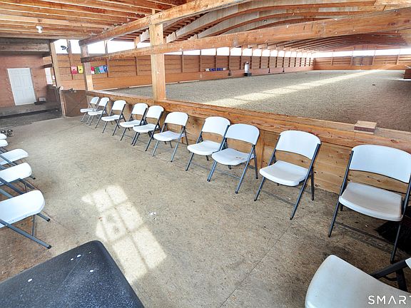 5th image of 184 Todd Hill Road