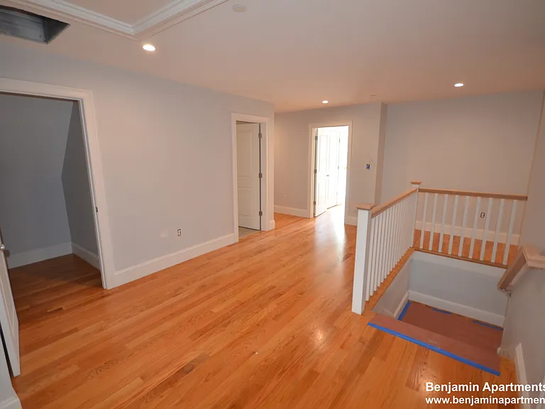 18 Murdock St #14 — Photo 5
