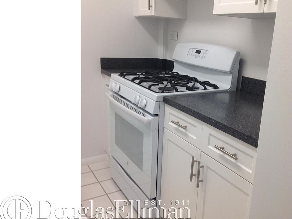 1st image of 250 E 63rd St APT 206