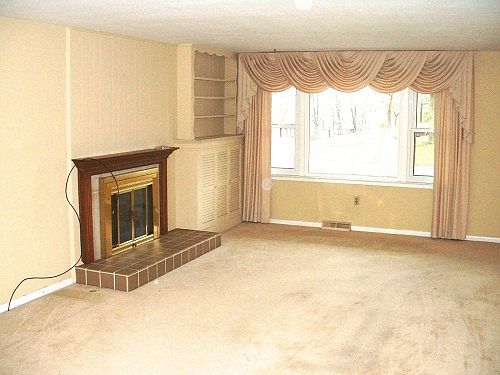 5th image of 138 Louise Dr