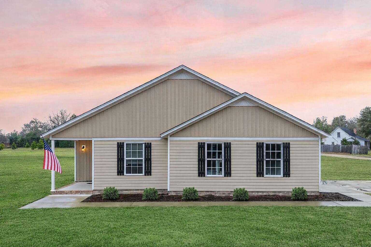 116 Elmwood Ave, Pinewood, SC 29125 | MLS #26001490 | Zillow