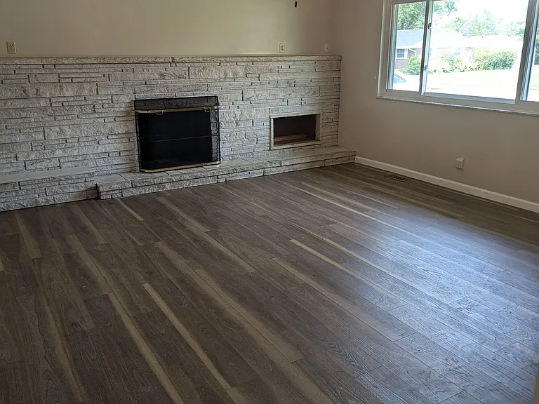 623 Crestview Dr — Photo 11