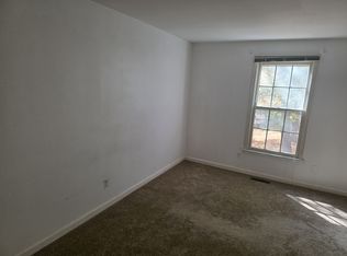 13114 Country Ridge Dr, Germantown, MD 20874