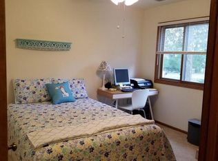 1704 Stone Ln, Delavan, WI 53115