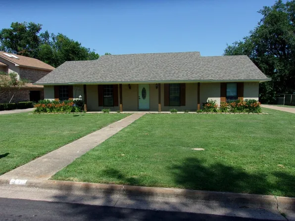 120 Charles St, Sulphur Springs, TX 75482