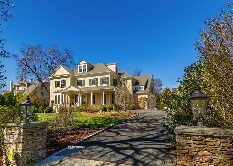 383 Gibbs Ave, Newport, RI 02840 Zillow