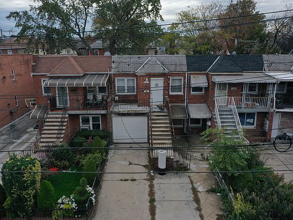 2nd image of 2052 E 53rd Pl