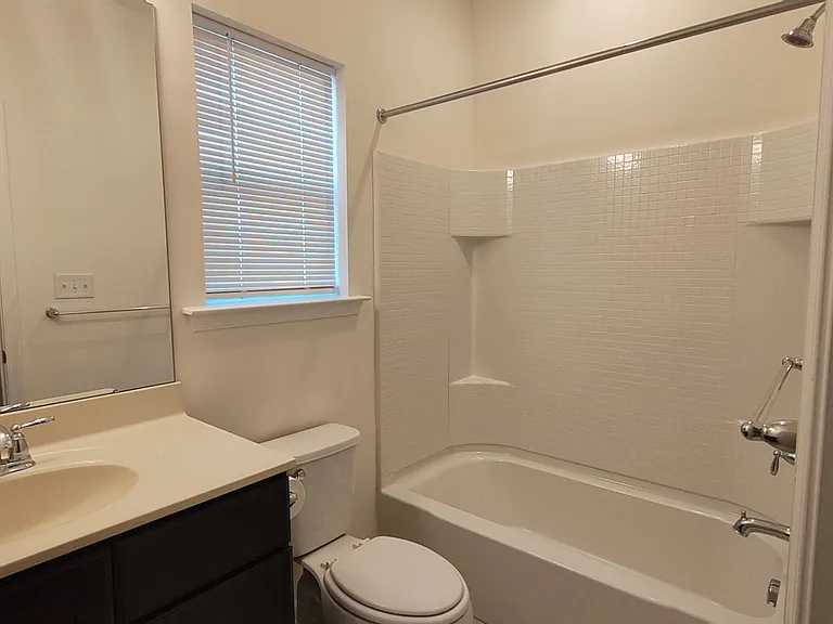 2415 W Palladio Pl — Photo 32