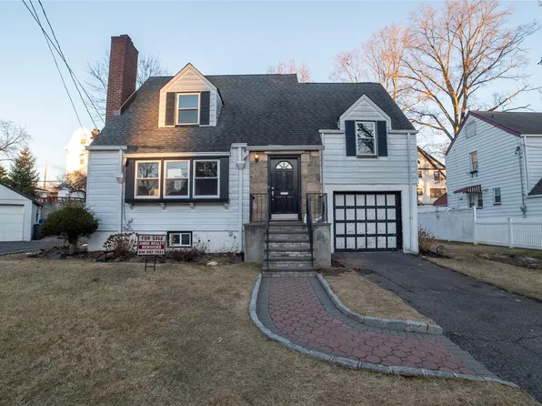 135 Dell Avenue, Mount Vernon, NY 10550