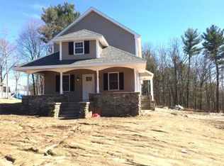 347 Hampshire Rd, Methuen, MA 01844