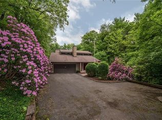165 Farmington Pl, Greensburg, PA