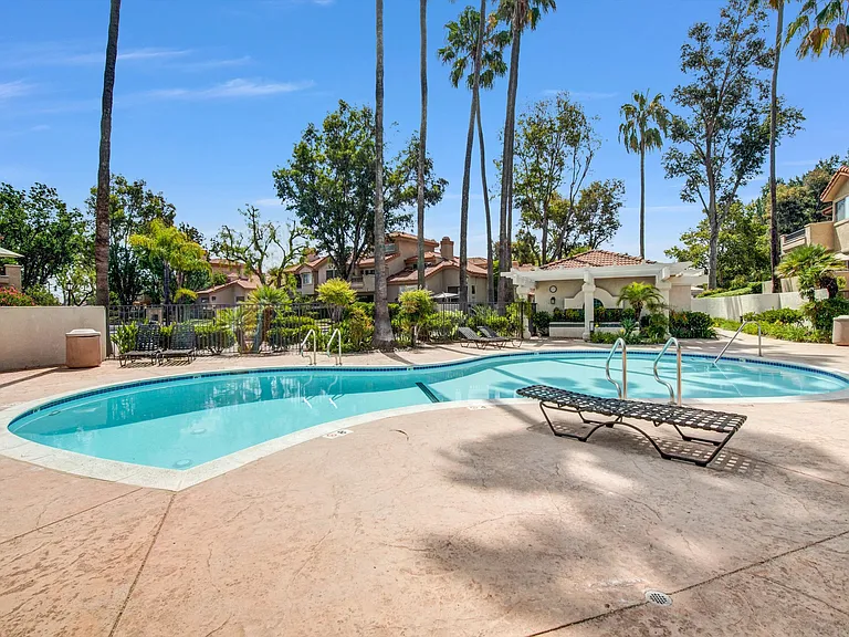 23930 Arroyo Park Dr #109 — Photo 26