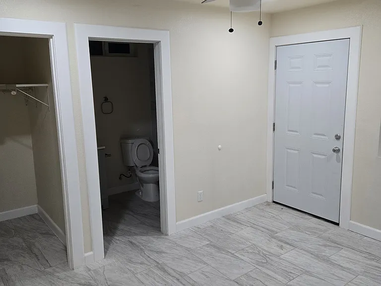bedroom #1