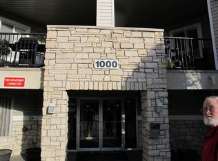 12 E Cimarron Cmn #1117, Okotoks, AB T1S2G1