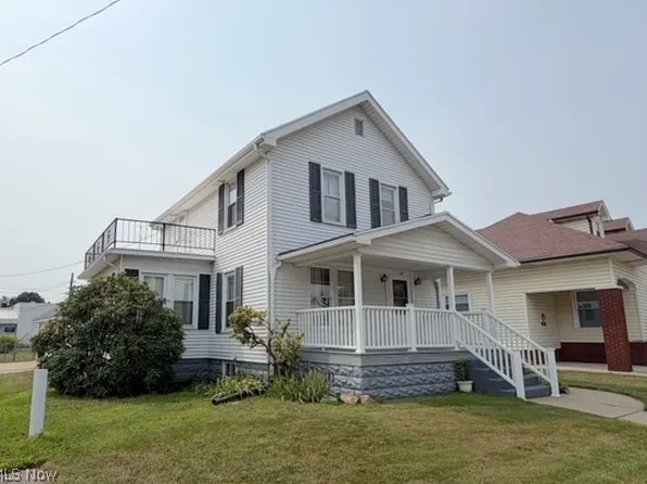 602 4th St NW, New Philadelphia, OH 44663
