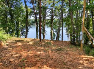 1907 Broadway Lake Rd, Anderson, SC 29621
