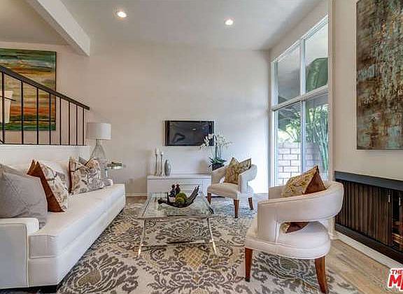2nd image of 4251 W Sarah St #8