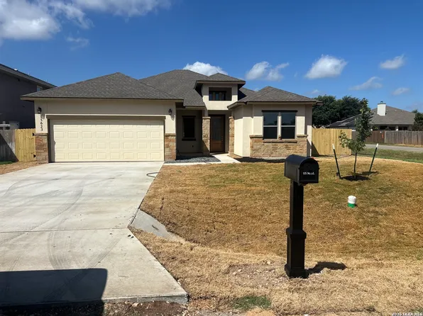 15623 Fair Ln, Selma, TX 78154