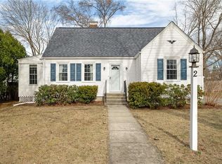 2 Thorpe St, Smithfield, RI 02828
